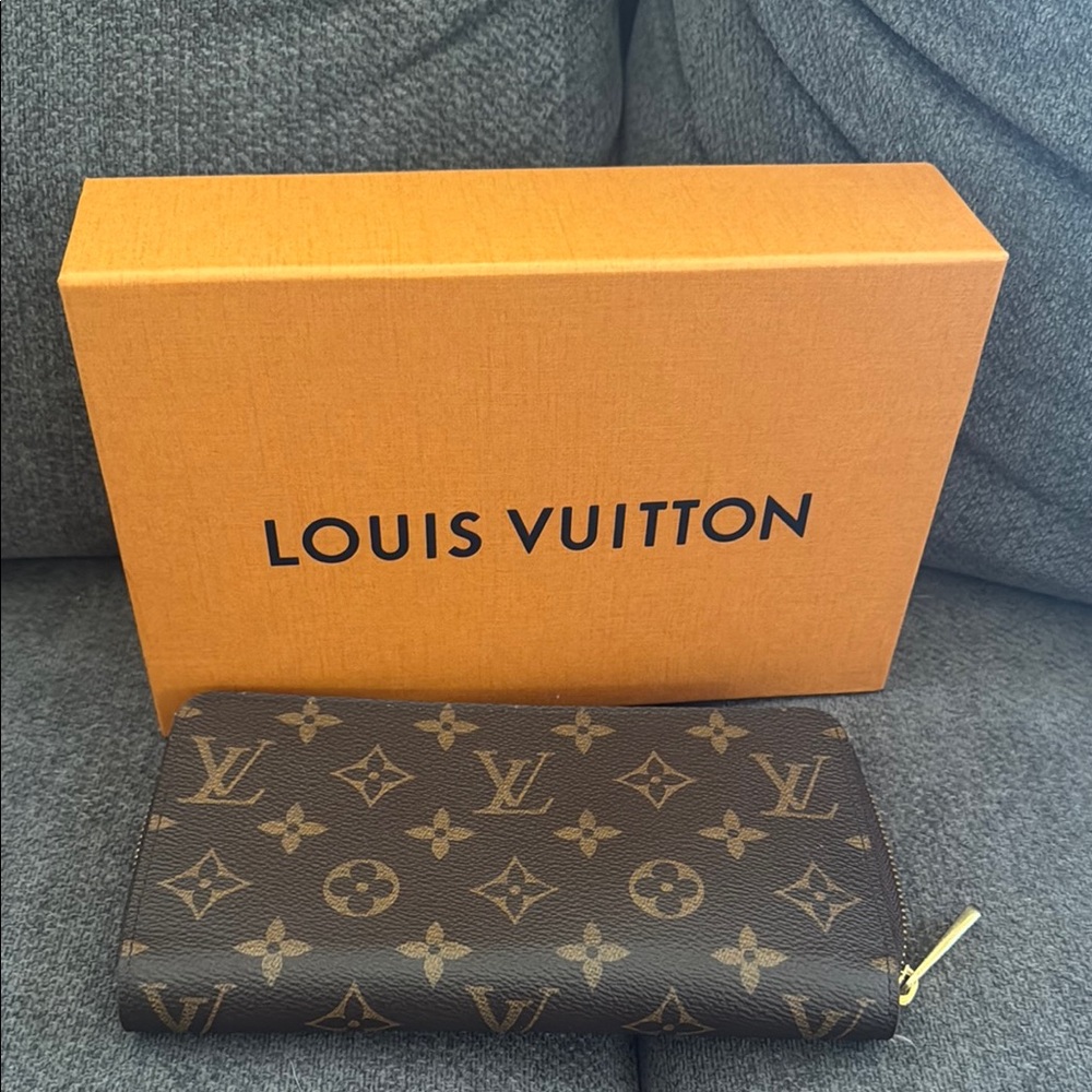 Louis Vuitton Brown Monogram Zipper Wallet